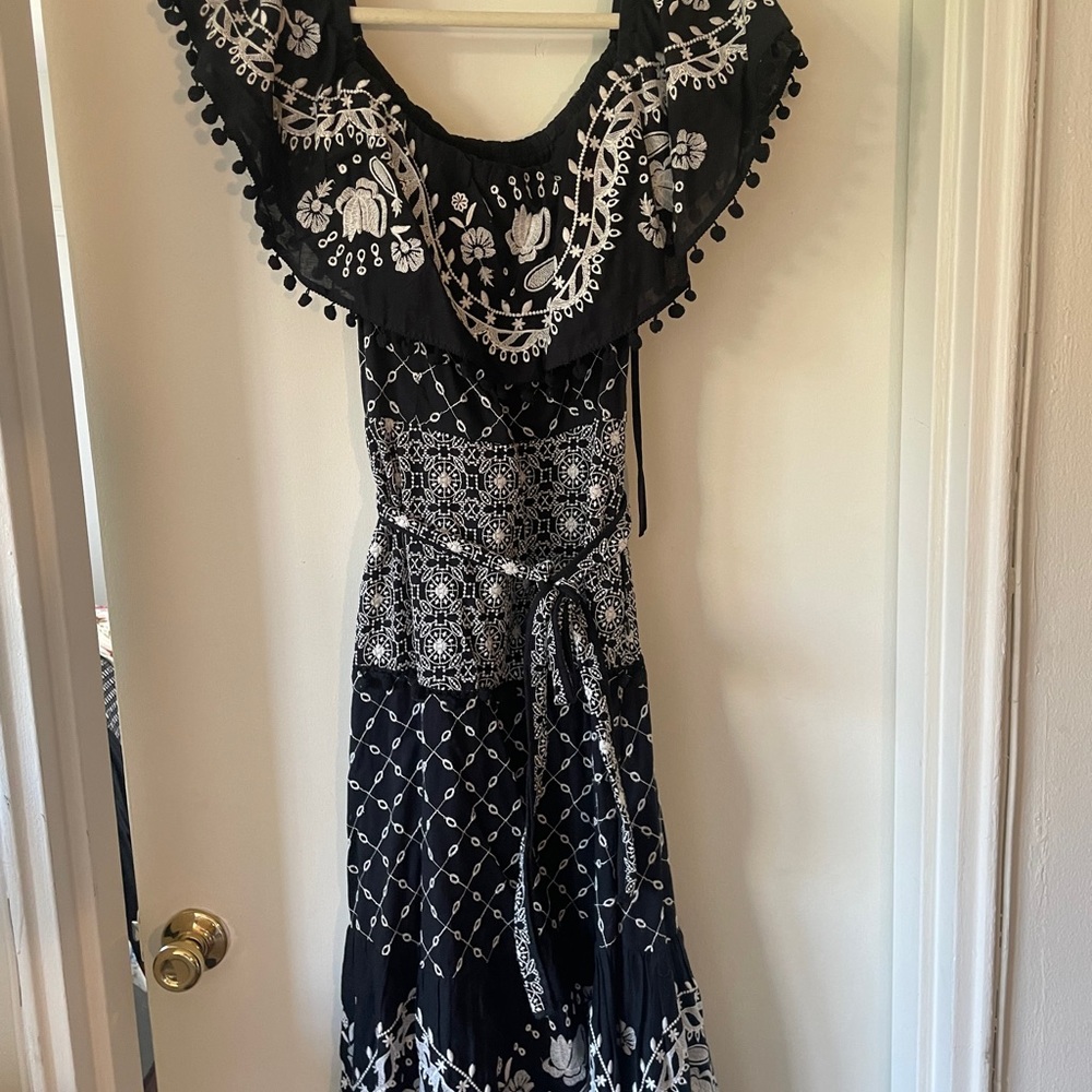 Anthropologie Black and White Marisol Off The Shoulder Embroidered Belted Dress - Picture 6 of 9